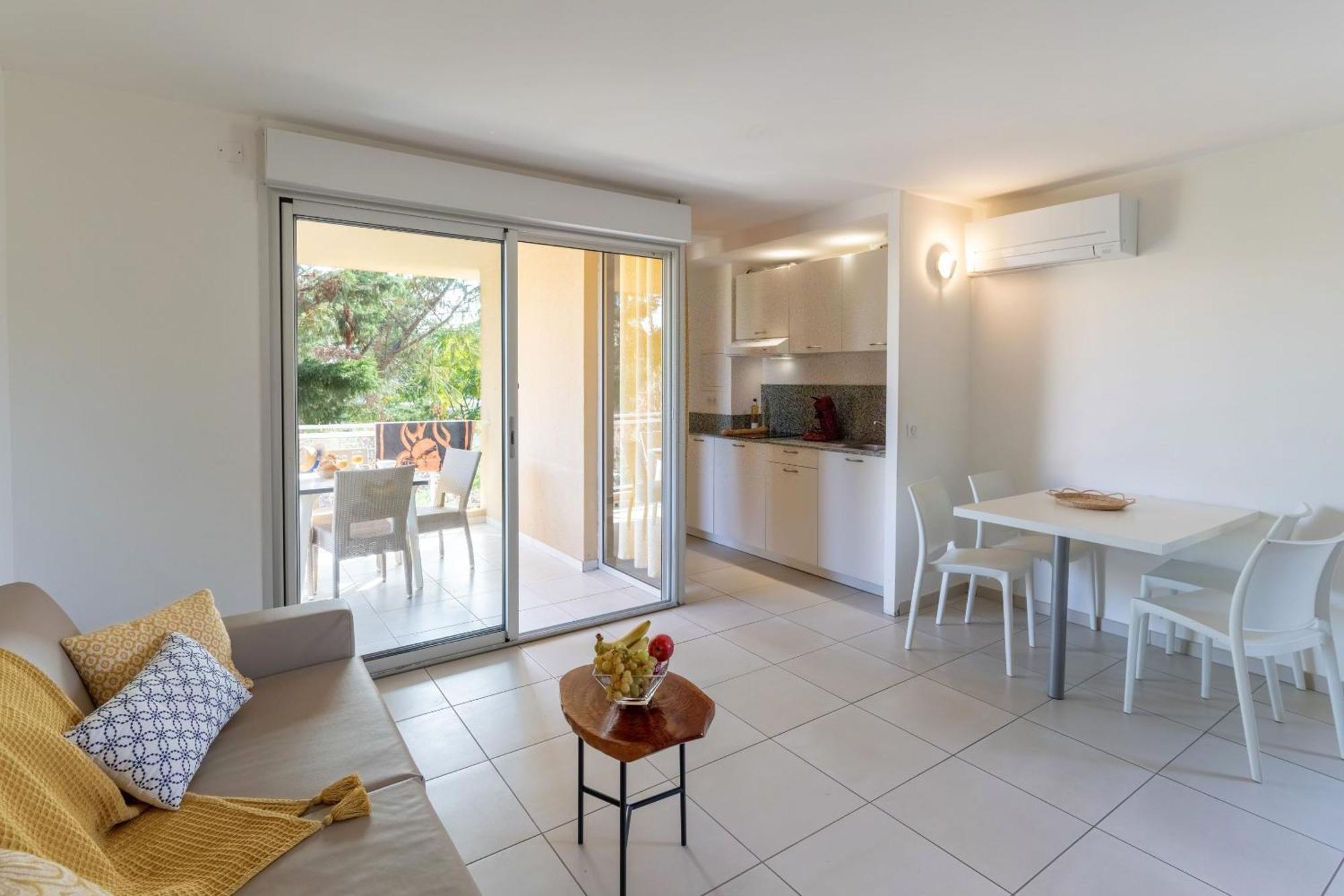Residence Marina Bianca Santa-Lucia-di-Moriani Εξωτερικό φωτογραφία