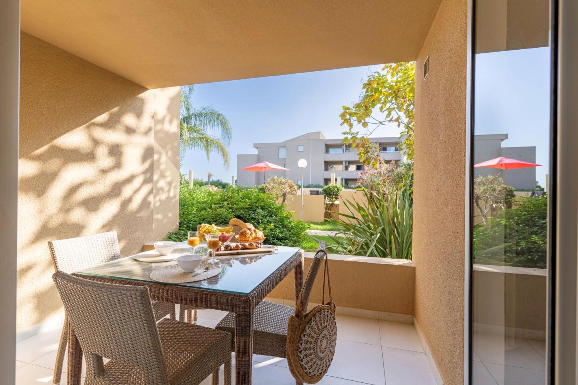 Residence Marina Bianca Santa-Lucia-di-Moriani Εξωτερικό φωτογραφία